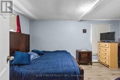69 CONNAUGHT AVENUE London East (East G) Ontario photo 11