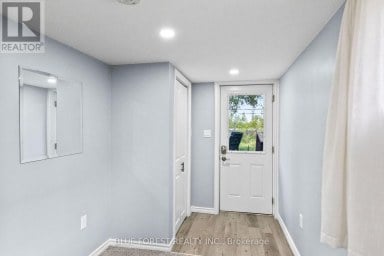 69 CONNAUGHT AVENUE London East (East G) Ontario photo 19