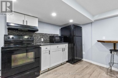 69 CONNAUGHT AVENUE London East (East G) Ontario photo 28