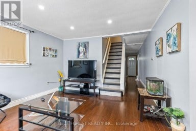 69 CONNAUGHT AVENUE London East (East G) Ontario photo 5
