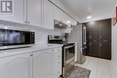 1323 - 18 MONDEO DRIVE Toronto (Dorset Park) Ontario photo 7