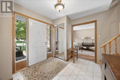 458 CHESTER AVENUE Newmarket (Bristol-London) Ontario photo 4