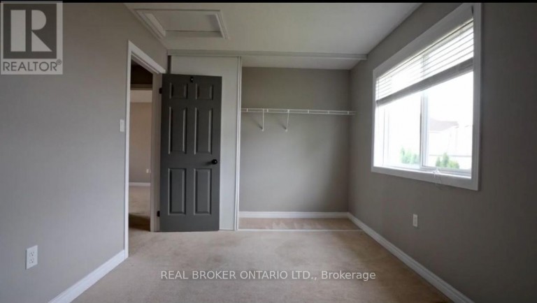 176 THRUSHWOOD DRIVE, Barrie (400 West), Ontario, L4N0Z1
