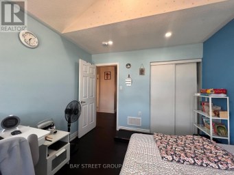 66 ROBERT PARKINSON DRIVE Brampton (Northwest Brampton) Ontario photo 17