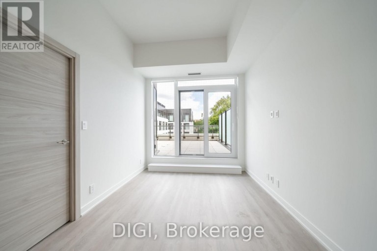 W426 - 485 PERTH AVENUE, Toronto (Weston-Pellam Park), Ontario, M6N0B9