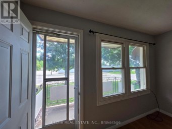 3 - 362 GREY STREET Brantford Ontario photo 6