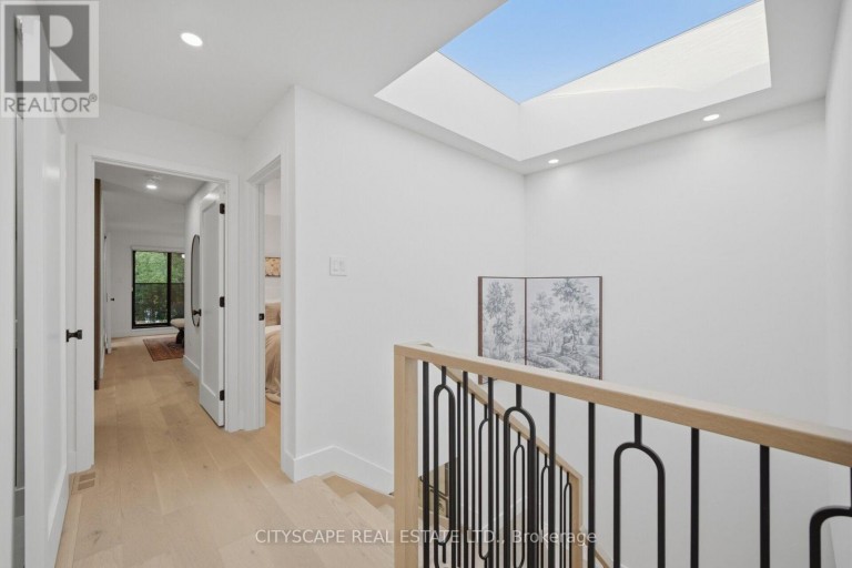 10A HOLMSTEAD AVENUE, Toronto (O'Connor-Parkview), Ontario, M4B1T1