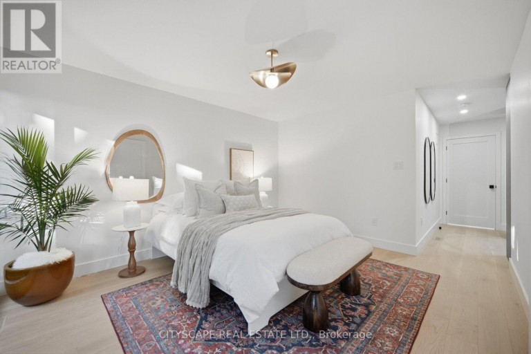10A HOLMSTEAD AVENUE, Toronto (O'Connor-Parkview), Ontario, M4B1T1