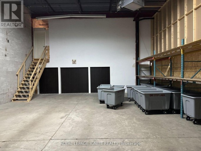 2B - 15 KENVIEW BOULEVARD, Brampton (Parkway Belt Industrial Area), Ontario, L6T5G5