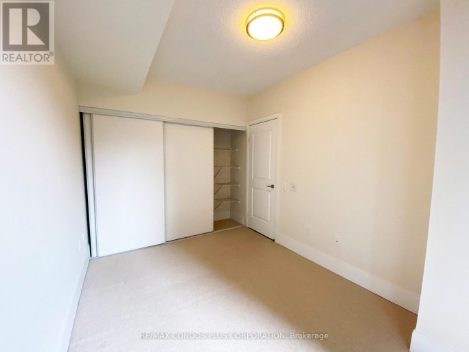 325 - 560 FRONT STREET W, Toronto (Waterfront Communities), Ontario, M5V1C1