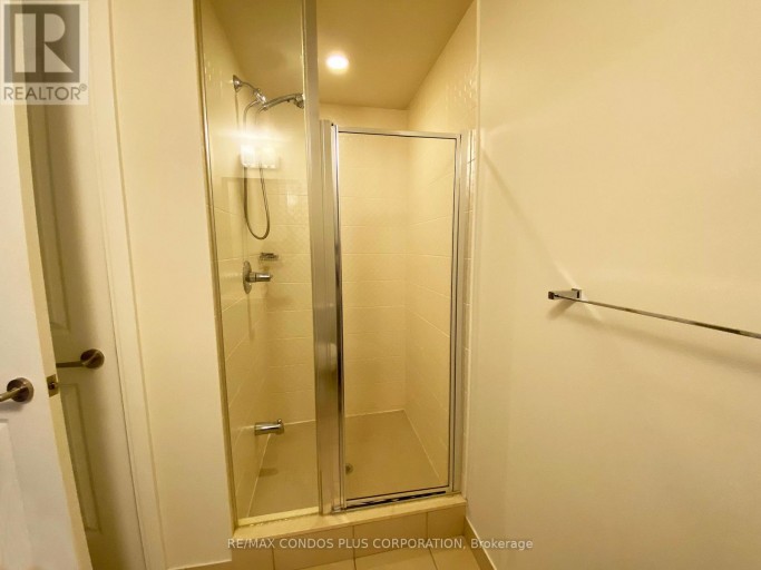 325 - 560 FRONT STREET W, Toronto (Waterfront Communities), Ontario, M5V1C1