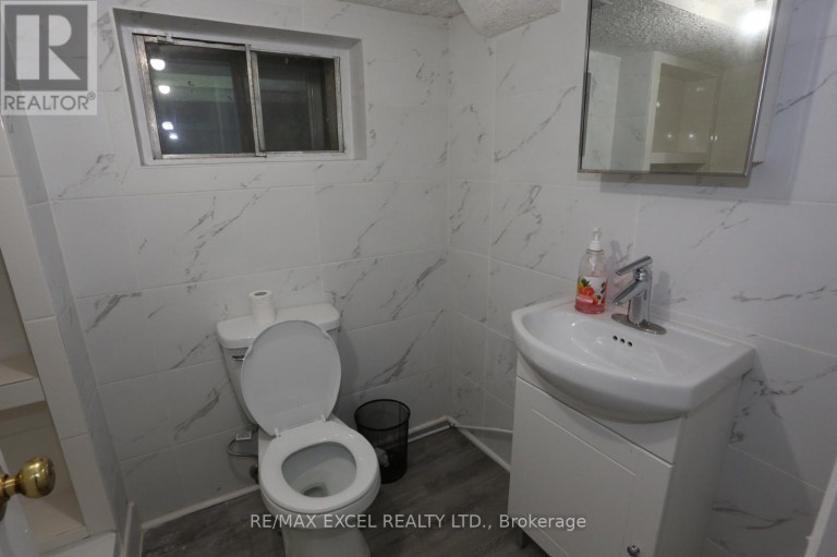 15 OXFORD STREET, Toronto (Kensington-Chinatown), Ontario, M5T1N8