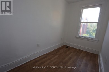15 OXFORD STREET Toronto (Kensington-Chinatown) Ontario photo 9