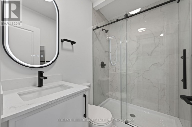 R - GARDEN - 221 CHURCHILL AVENUE, Toronto (Willowdale West), Ontario, M2N1X6