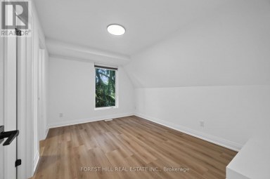 R - GARDEN - 221 CHURCHILL AVENUE Toronto (Willowdale West) Ontario photo 16