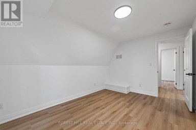 R - GARDEN - 221 CHURCHILL AVENUE Toronto (Willowdale West) Ontario photo 18