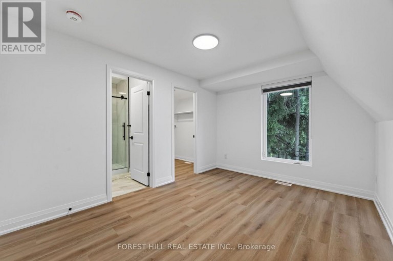 R - GARDEN - 221 CHURCHILL AVENUE, Toronto (Willowdale West), Ontario, M2N1X6