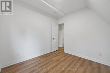 R - GARDEN - 221 CHURCHILL AVENUE Toronto (Willowdale West) Ontario photo 27