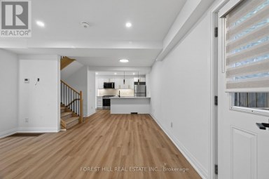 R - GARDEN - 221 CHURCHILL AVENUE Toronto (Willowdale West) Ontario photo 4