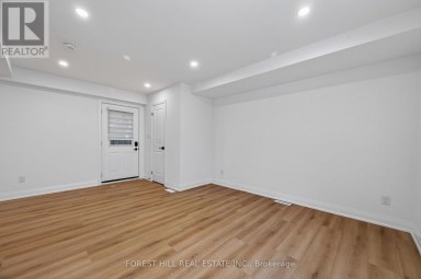 R - GARDEN - 221 CHURCHILL AVENUE Toronto (Willowdale West) Ontario photo 42