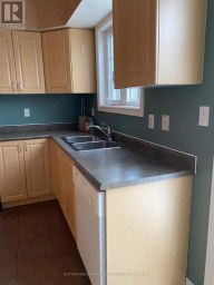 12 - 1250 ST. MARTINS DRIVE W Pickering (Bay Ridges) Ontario photo 4