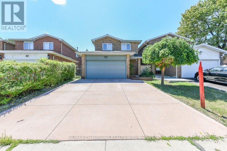 163 SIMMONS BOULEVARD, Brampton (Madoc), Ontario, L6V3Y2