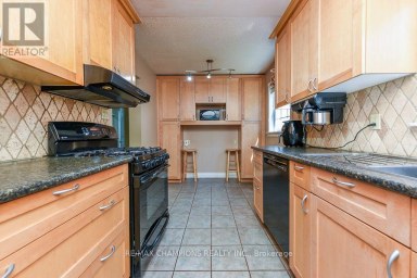 163 SIMMONS BOULEVARD Brampton (Madoc) Ontario photo 14