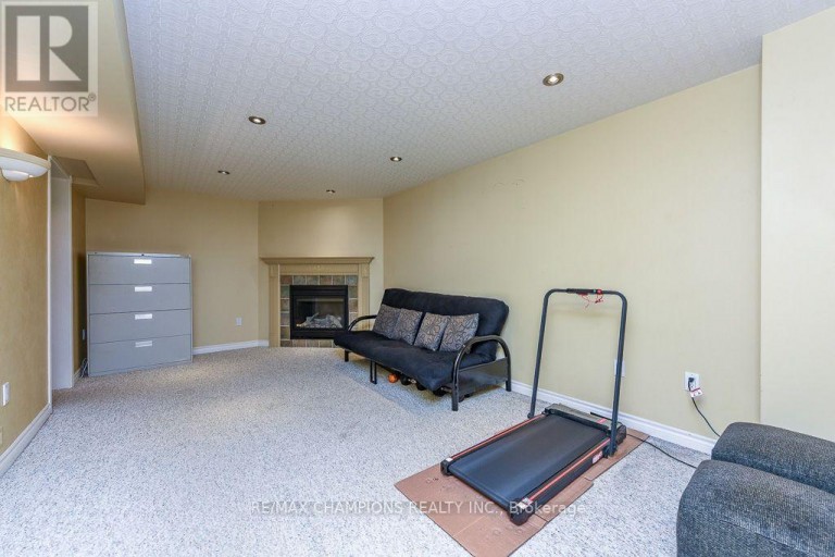 163 SIMMONS BOULEVARD, Brampton (Madoc), Ontario, L6V3Y2