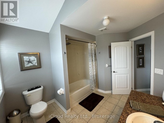 140 DUNCAN LANE, Milton (SC Scott), Ontario, L9T3X3