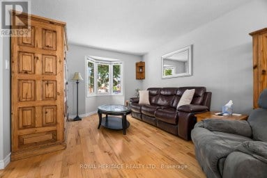 535 CARDINAL DRIVE Peterborough (Ashburnham Ward 4) Ontario photo 4