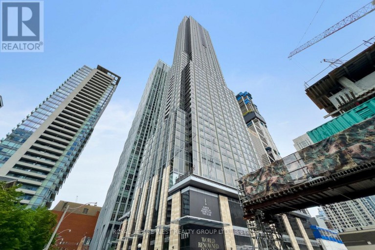 1310 - 11 YORKVILLE AVENUE, Toronto (Annex), Ontario, M4W0B7