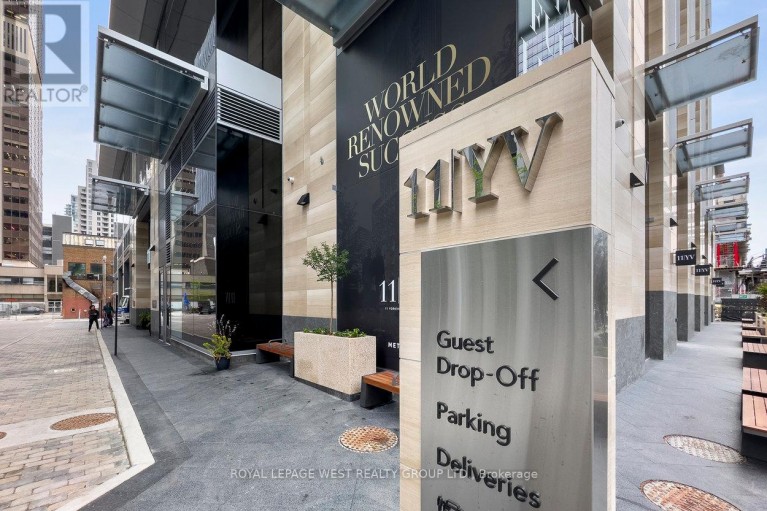 1310 - 11 YORKVILLE AVENUE, Toronto (Annex), Ontario, M4W0B7