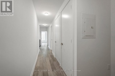 1310 - 11 YORKVILLE AVENUE Toronto (Annex) Ontario photo 6