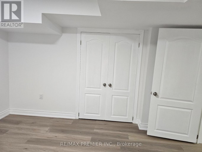 B - BASEMENT - 16 VINEYARD COURT, Vaughan (East Woodbridge), Ontario, L4L5M3