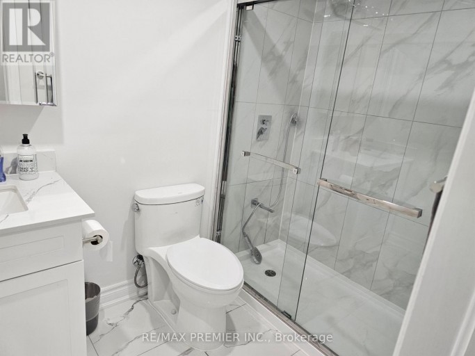 B - BASEMENT - 16 VINEYARD COURT, Vaughan (East Woodbridge), Ontario, L4L5M3
