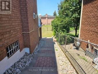 B - BASEMENT - 16 VINEYARD COURT Vaughan (East Woodbridge) Ontario photo 3