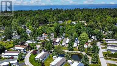 13 HURON CIRCLE Wasaga Beach Ontario photo 15
