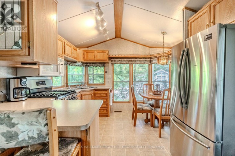 13 HURON CIRCLE, Wasaga Beach, Ontario, L9Z1X7