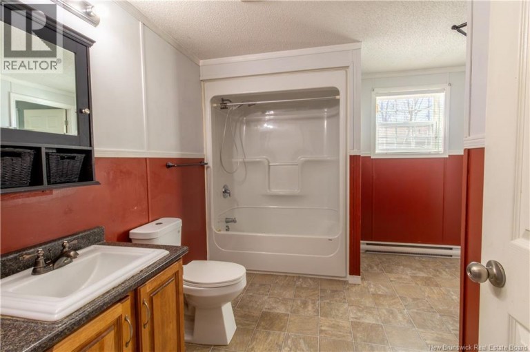 3 Fifth Street, Sussex Corner, New Brunswick, E4E5Z3