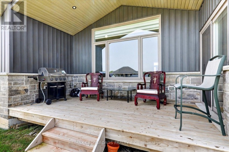 11 MCTAVISH CRESCENT, Huron-Kinloss, Ontario, N0G2R0