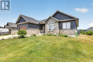 11 MCTAVISH CRESCENT Huron-Kinloss Ontario photo 5