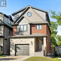 17 AVONDALE AVENUE S Waterloo Ontario photo 1