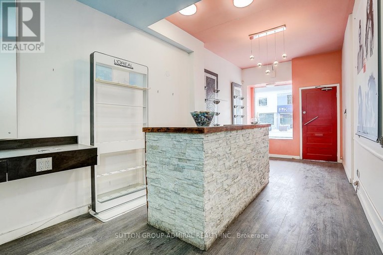 1184 EGLINTON AVENUE W, Toronto (Forest Hill North), Ontario, M6C2E3