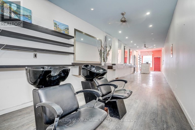 1184 EGLINTON AVENUE W, Toronto (Forest Hill North), Ontario, M6C2E3