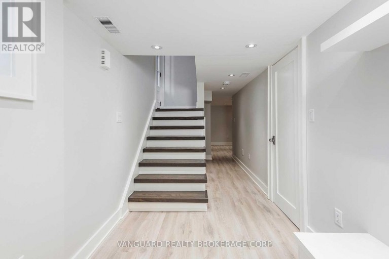BASEMENT - 187 BROOKE AVENUE, Toronto (Bedford Park-Nortown), Ontario, M5M2K7