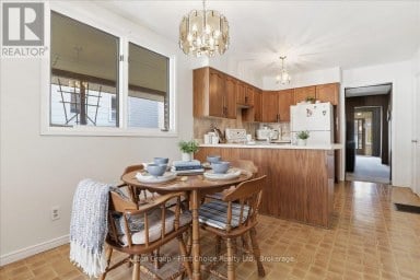 49 WELL STREET Stratford Ontario photo 19