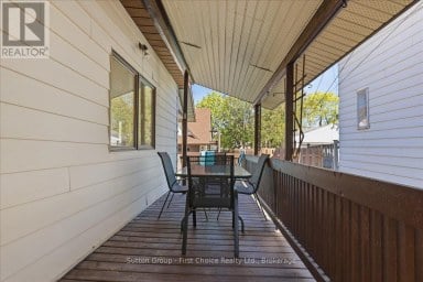49 WELL STREET Stratford Ontario photo 31