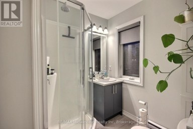 35 - 287 CHAPEL HILL DRIVE Kitchener Ontario photo 9