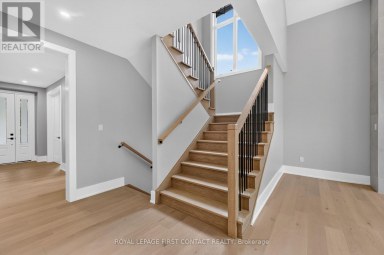 UPPER - 929 7TH LINE Innisfil (Alcona) Ontario photo 12