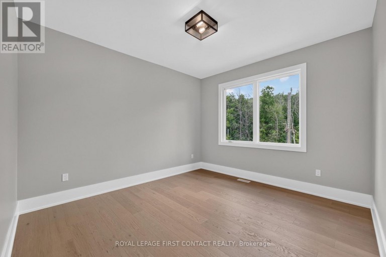 UPPER - 929 7TH LINE, Innisfil (Alcona), Ontario, L9S4G1